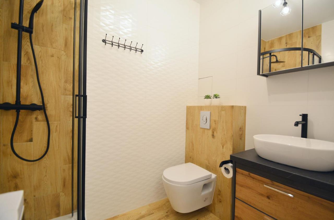 Apartamenty Bryza - Monte Cassino 8 - Centrum Swinoujscie Ngoại thất bức ảnh